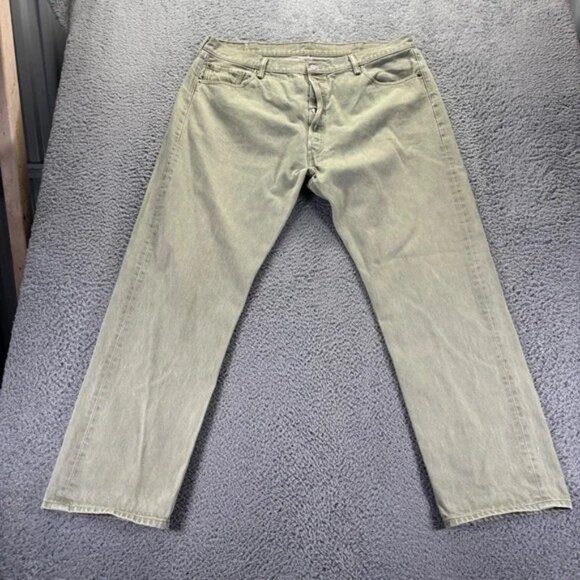 Levis 501 Jeans Mens 42x32 Beige Cotton Straight Fit Denim Workwear Button Fly - Picture 1 of 2